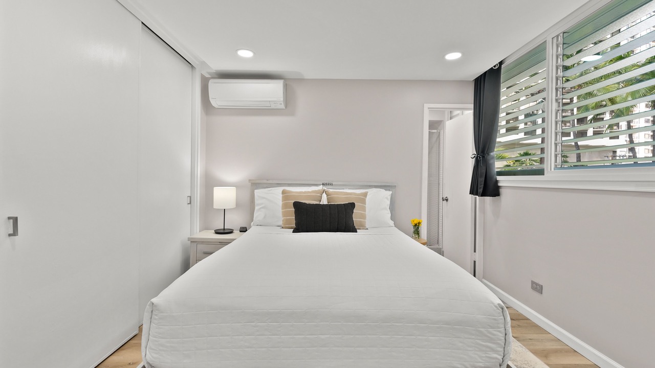 Photo of Bedroom in Waikiki