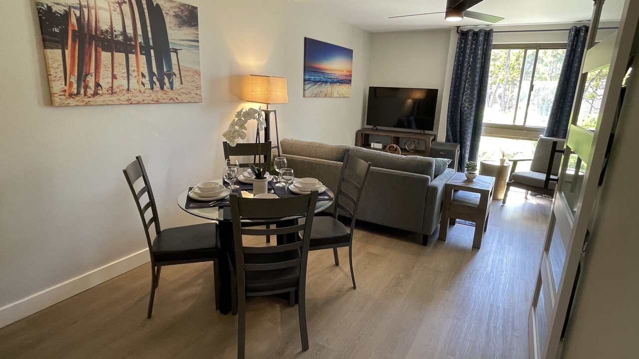 Photo of Livingroom in Kahana