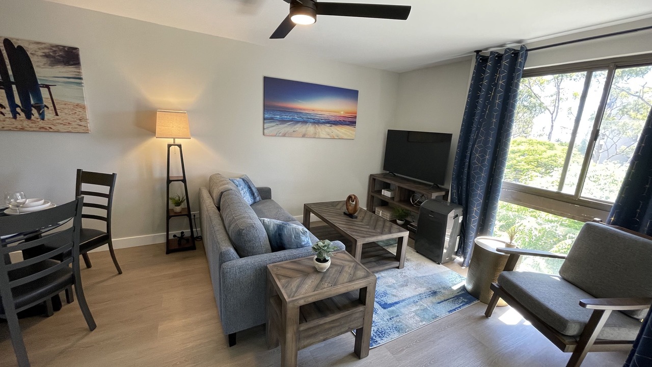 Photo of Livingroom in Kahana