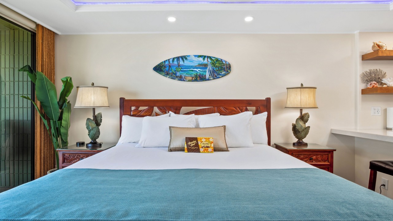 Photo of Bedroom in Historic Lahaina Front Street
