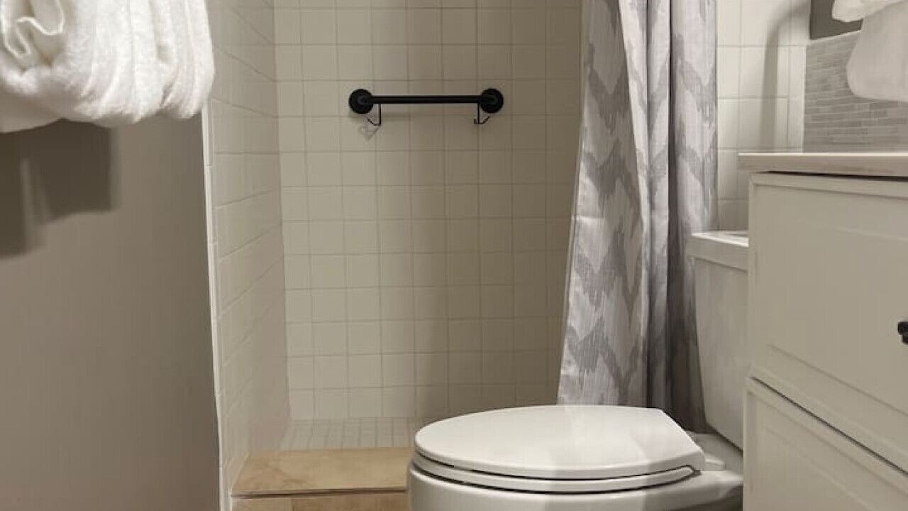 Photo of Bathroom in Honokowai