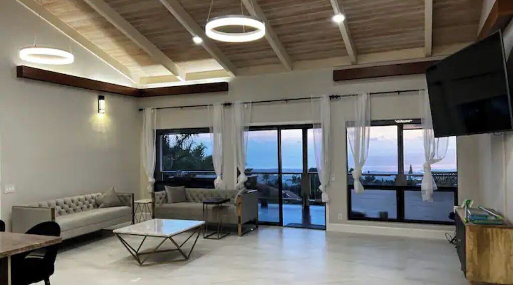 Photo of Livingroom in Kailua-Kona