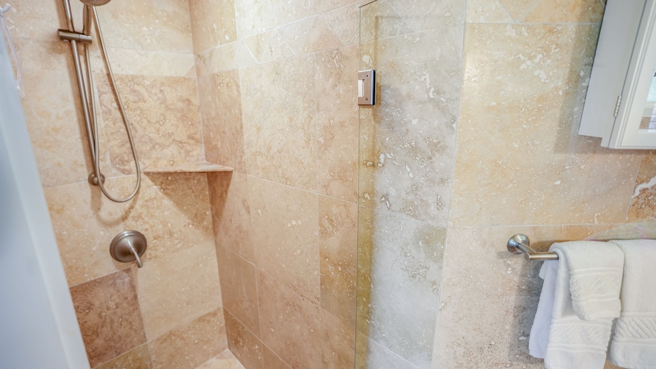 Photo of Bathroom in Princeville
