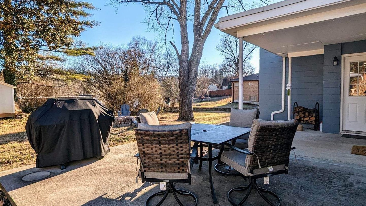 Photo of Outdoor in Oak Ridge