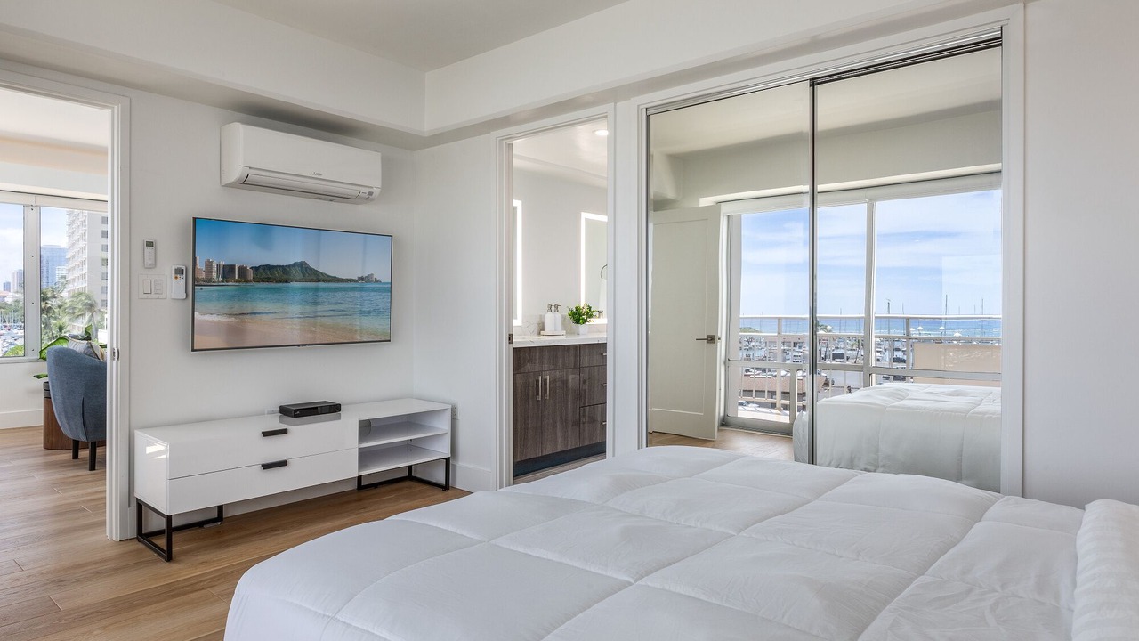 Photo of Bedroom in Waikiki