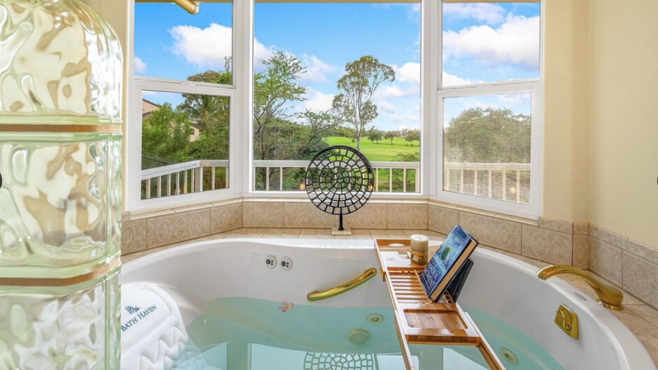Photo of Bathroom in Waikoloa Village