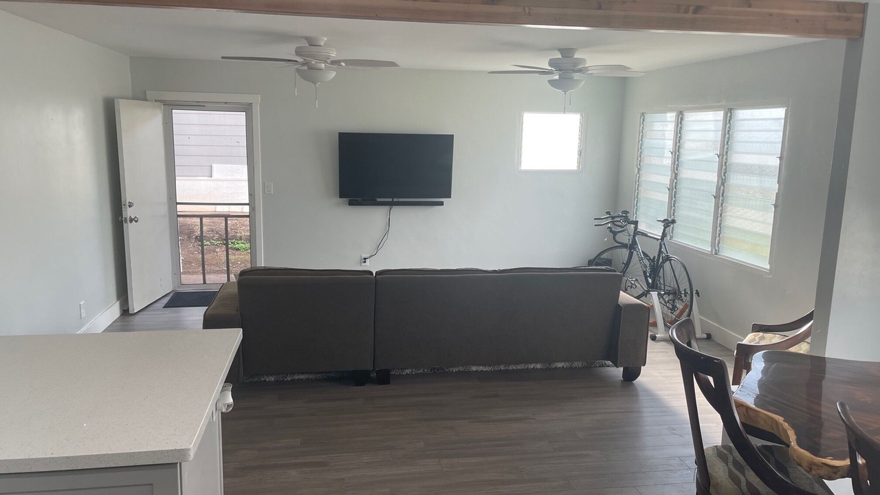 Photo of Livingroom in Laie