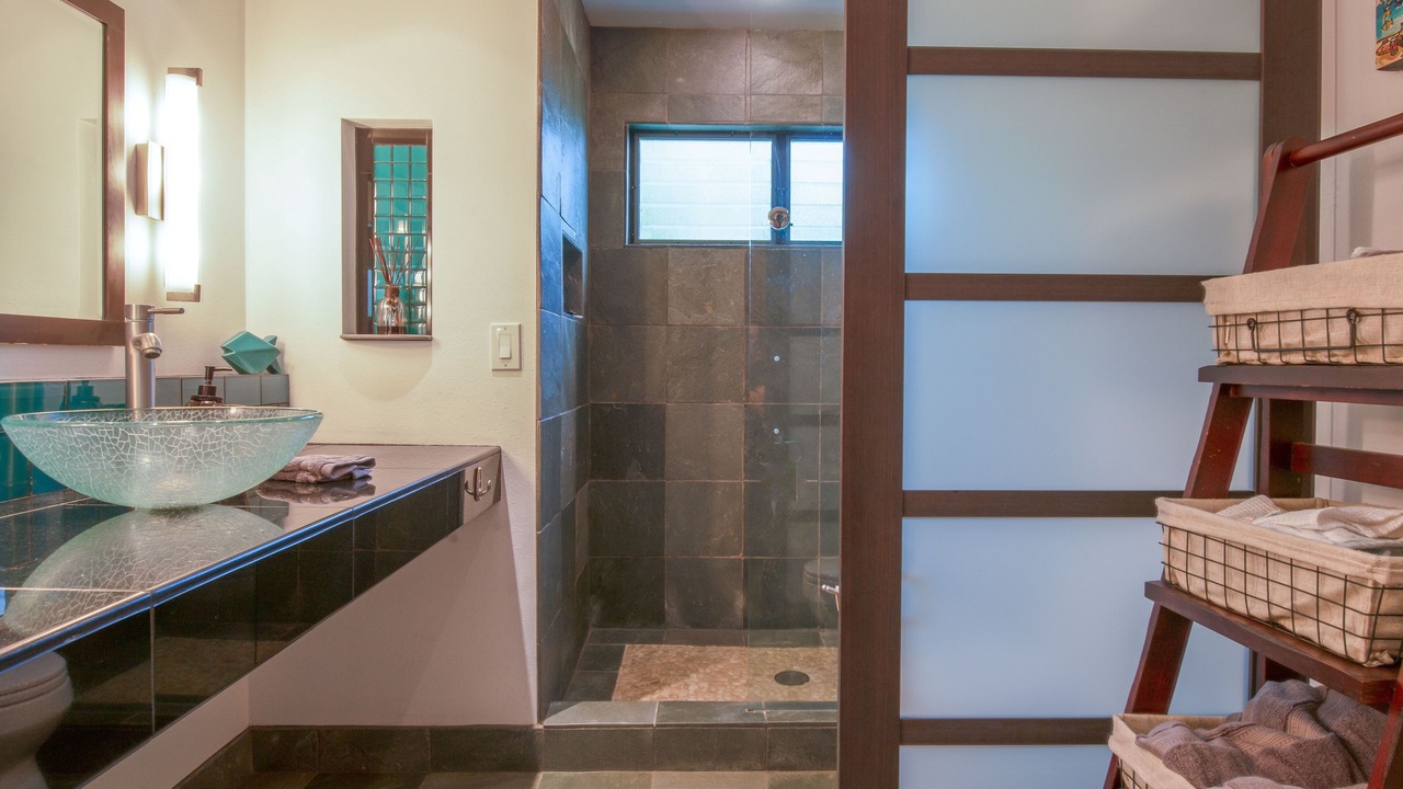 Photo of Bathroom in Princeville