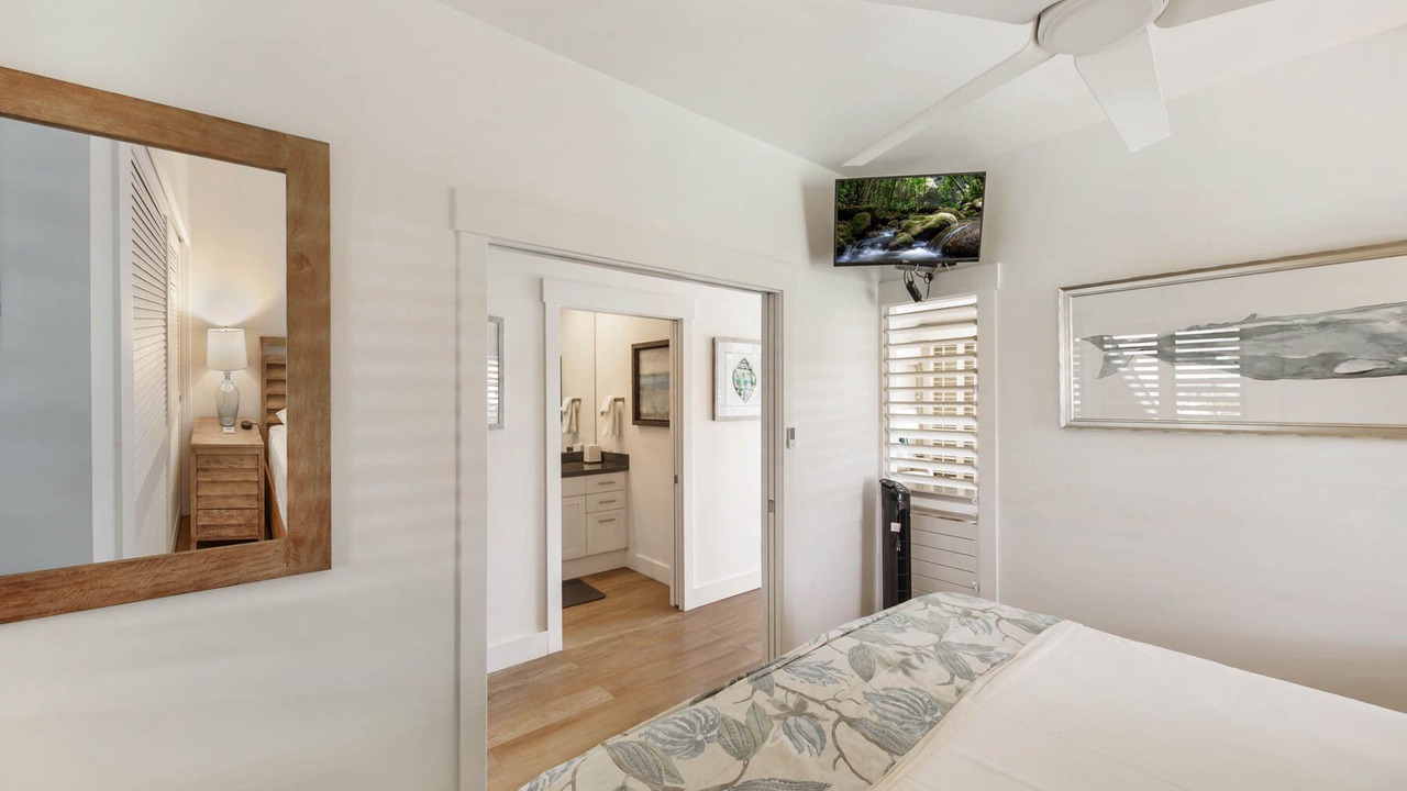 Photo of Bedroom in Poipu