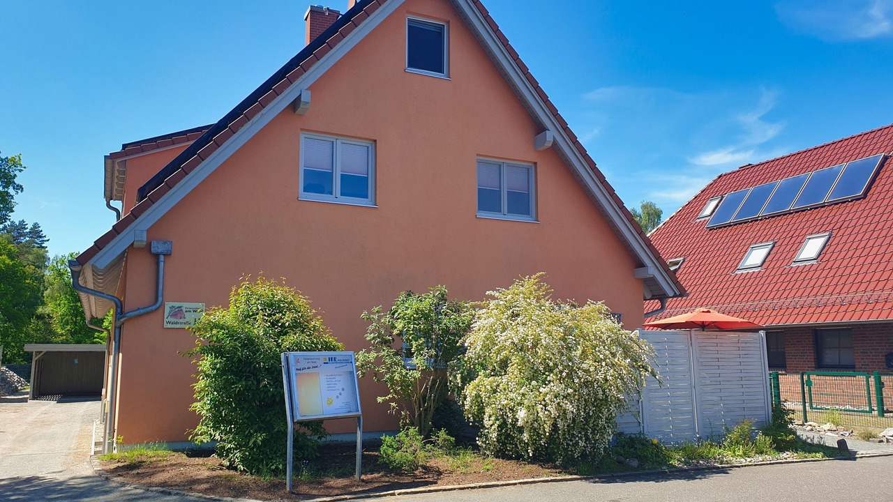 Photo of Outdoor in Glowe