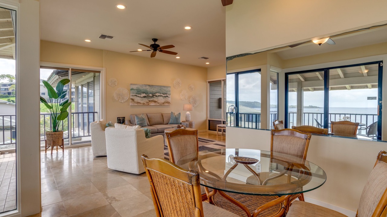 Photo of Livingroom in Napili