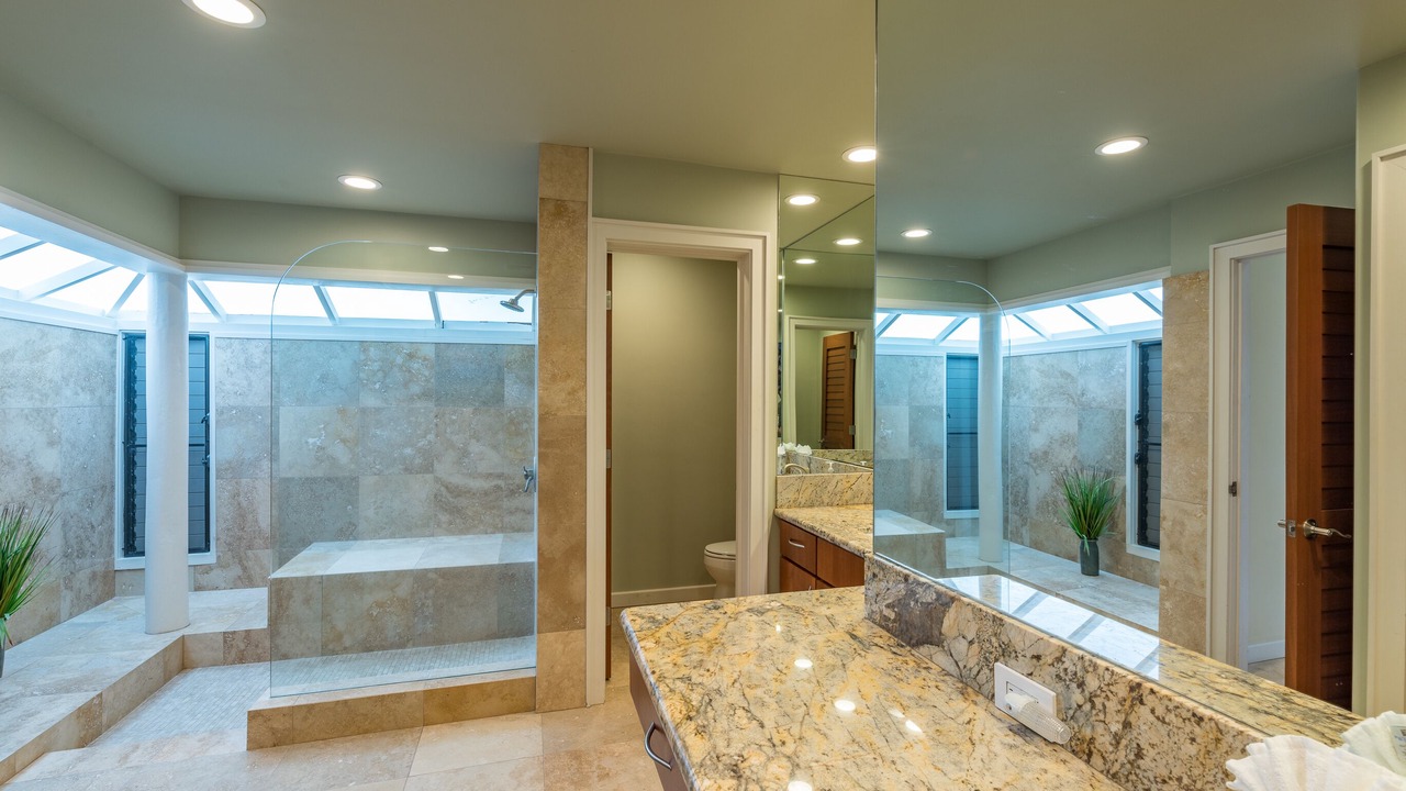 Photo of Bathroom in Napili