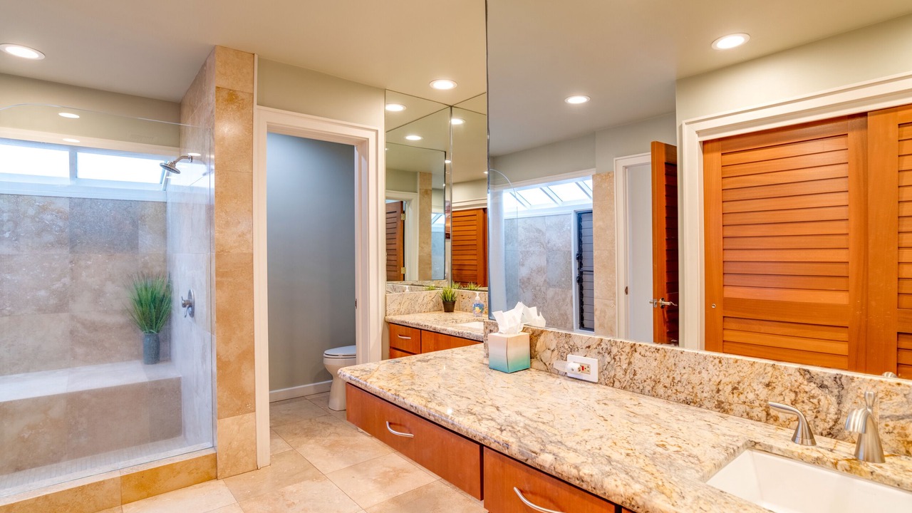 Photo of Bathroom in Napili