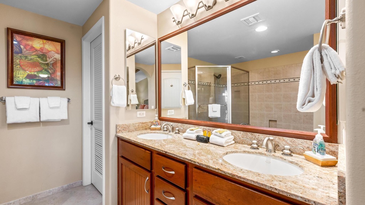 Photo of Bathroom in Waikoloa