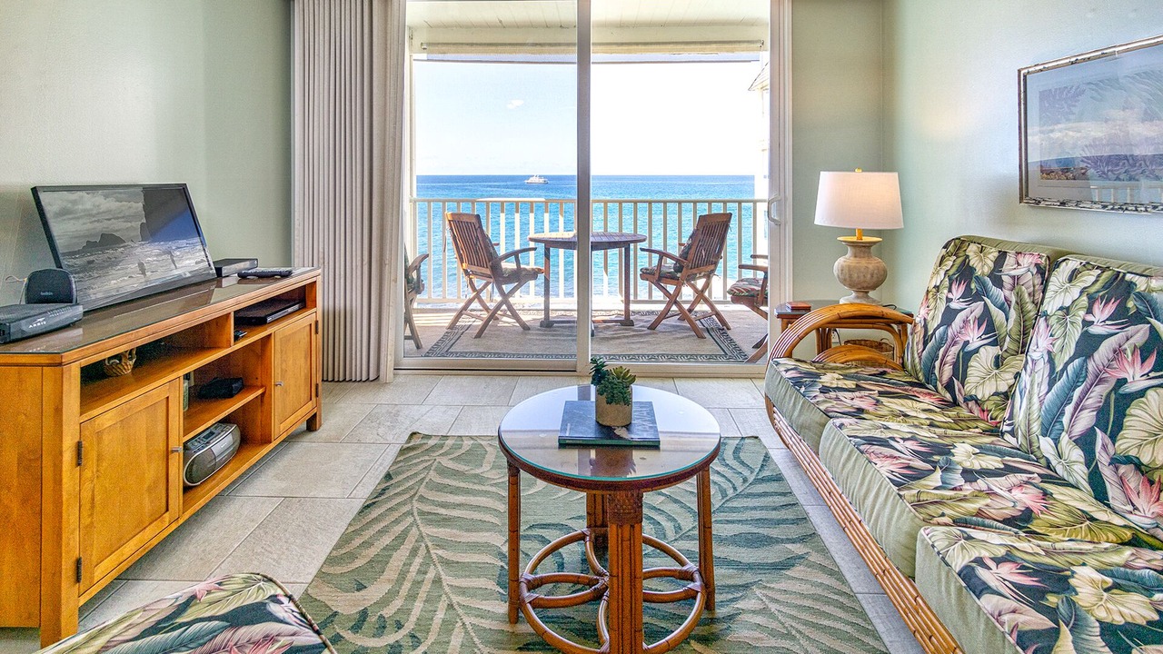 Photo of Livingroom in Historic Kailua Village