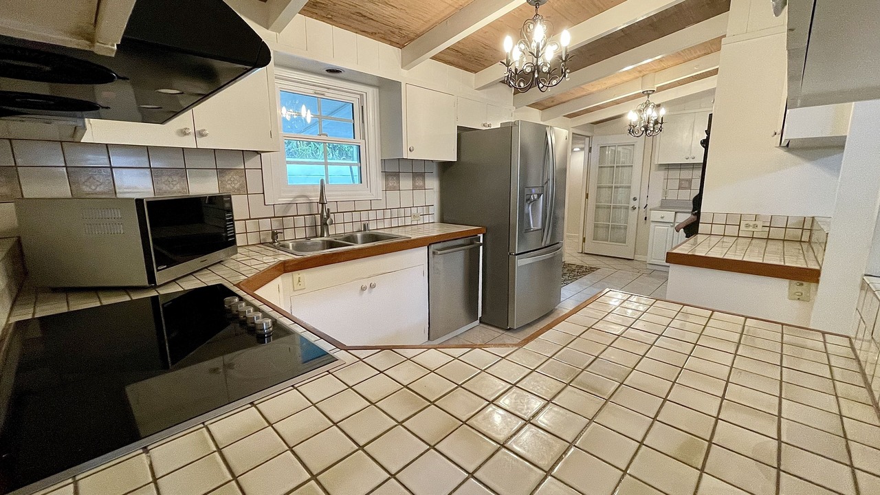 Photo of Kitchen in Manoa
