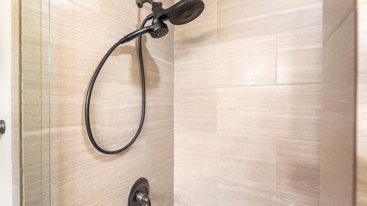 Photo of Bathroom in Kahaluu Bay