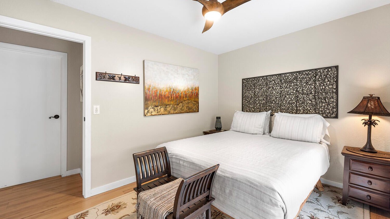 Photo of Bedroom in Kahaluu Bay