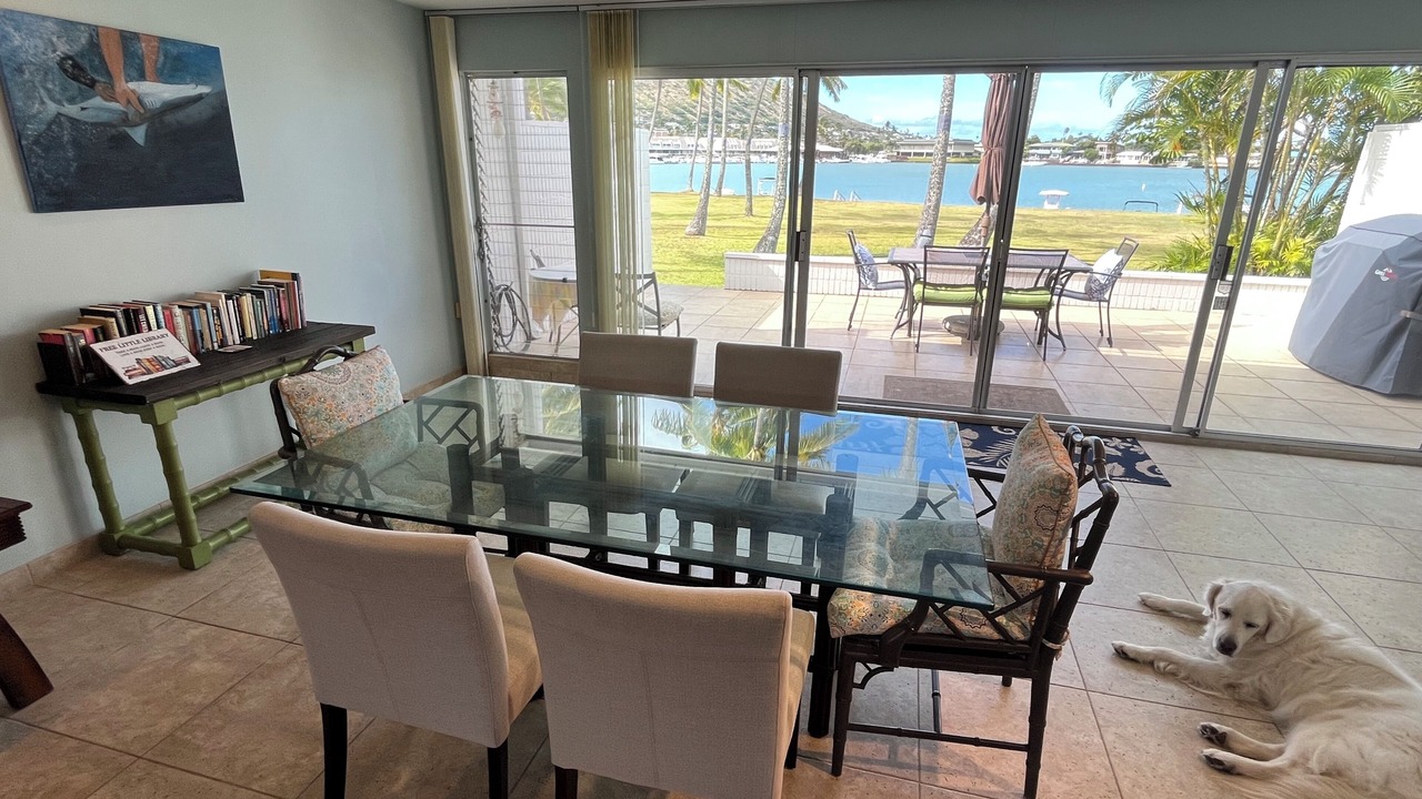 Photo of Bedroom in Portlock