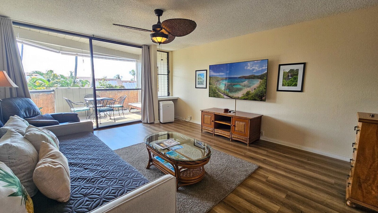 Photo of Livingroom in Historic Kailua Village