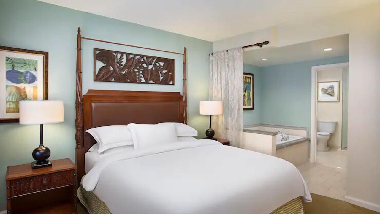 Photo of Bedroom in Waikiki