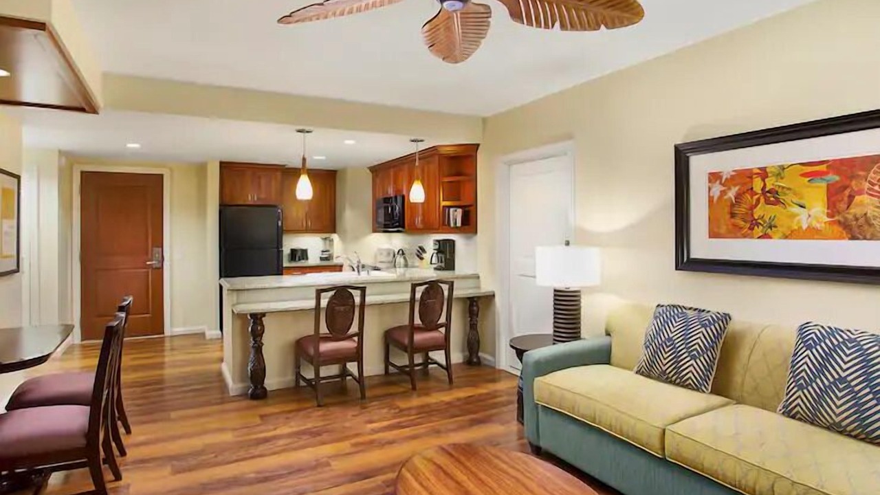 Photo of Livingroom in Waikiki