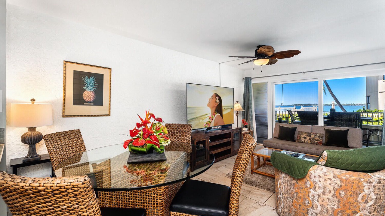 Photo of Livingroom in Kailua-Kona