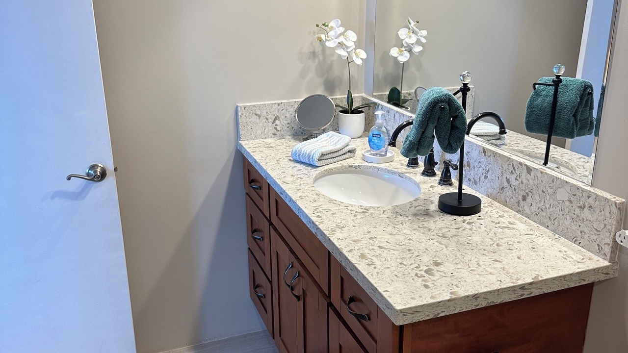 Photo of Bathroom in Maalaea