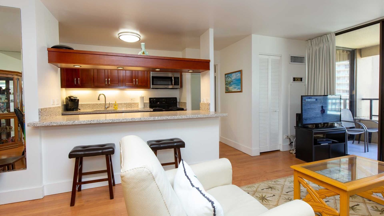 Photo of Livingroom in Waikiki