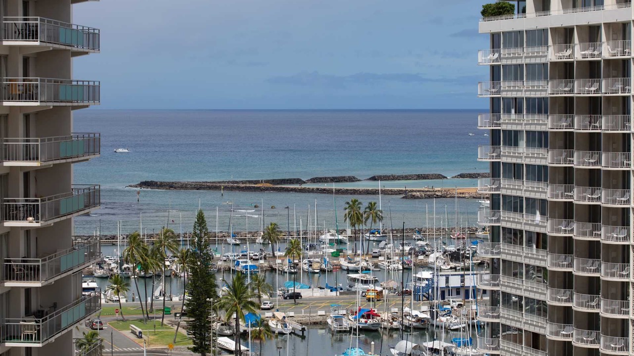 Photo of Others in Waikiki