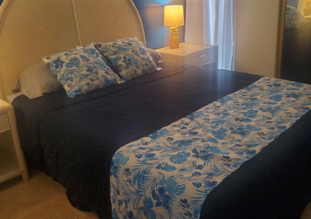 Photo of Bedroom in Makaha