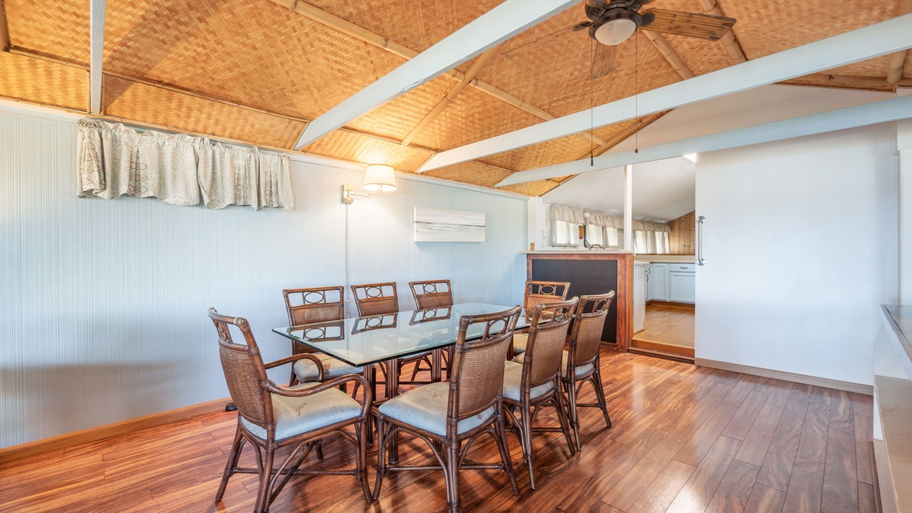 Photo of Livingroom in Ewa