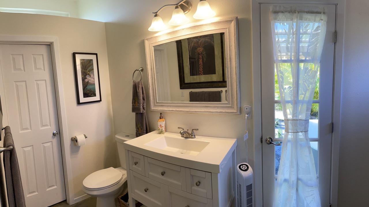 Photo of Bathroom in Keaau