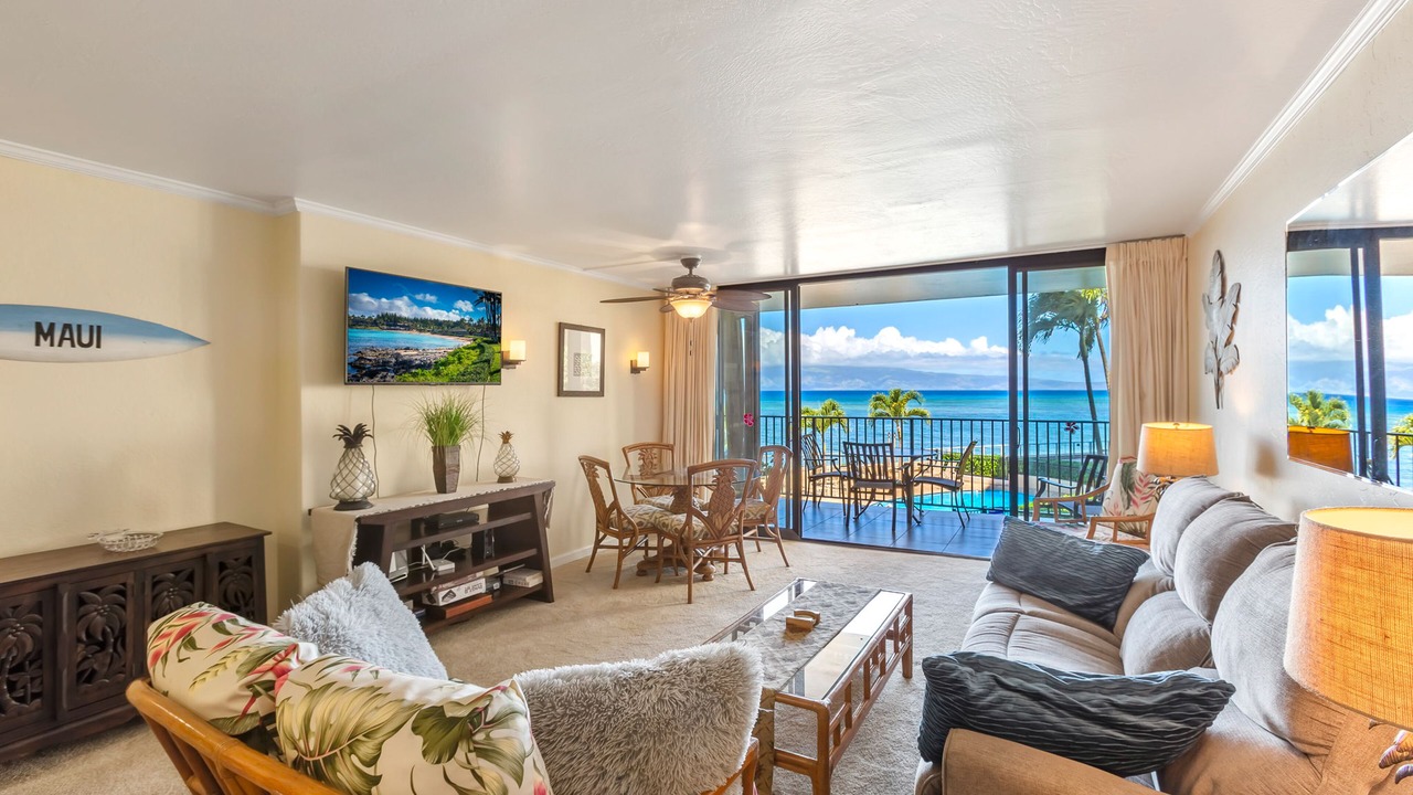 Photo of Livingroom in Kahana