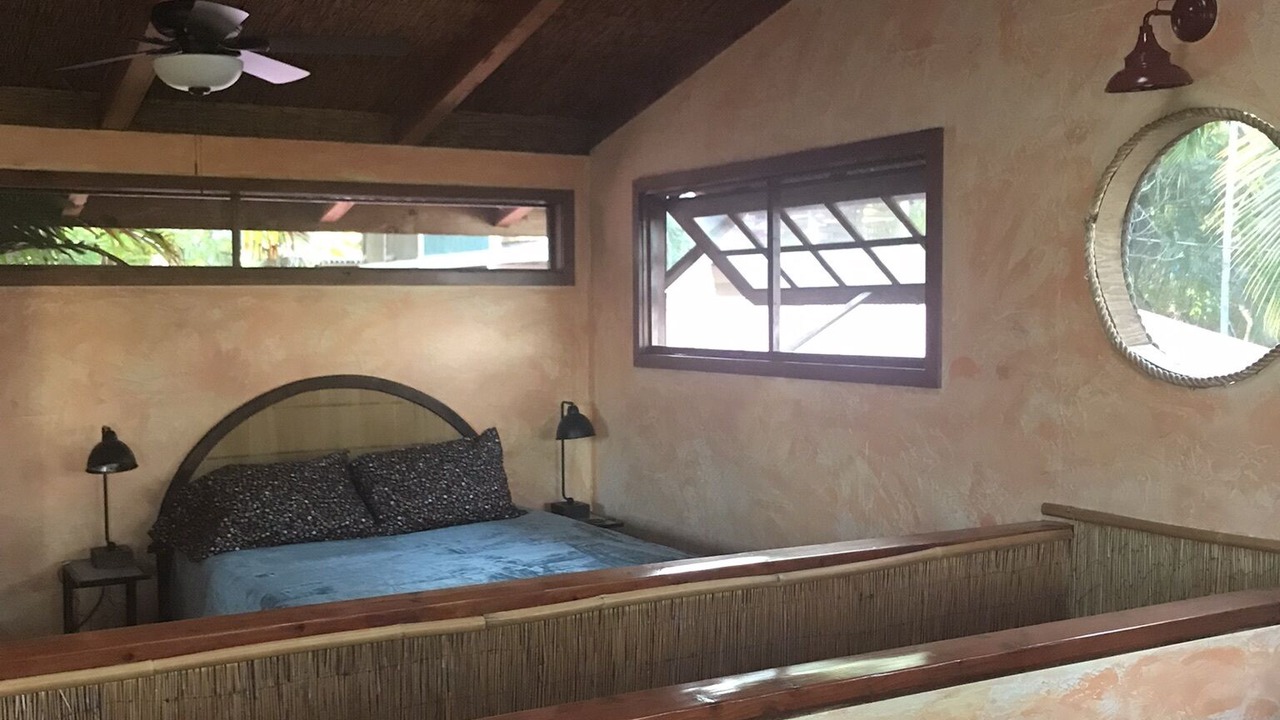 Photo of Bedroom in Kahaluu Bay