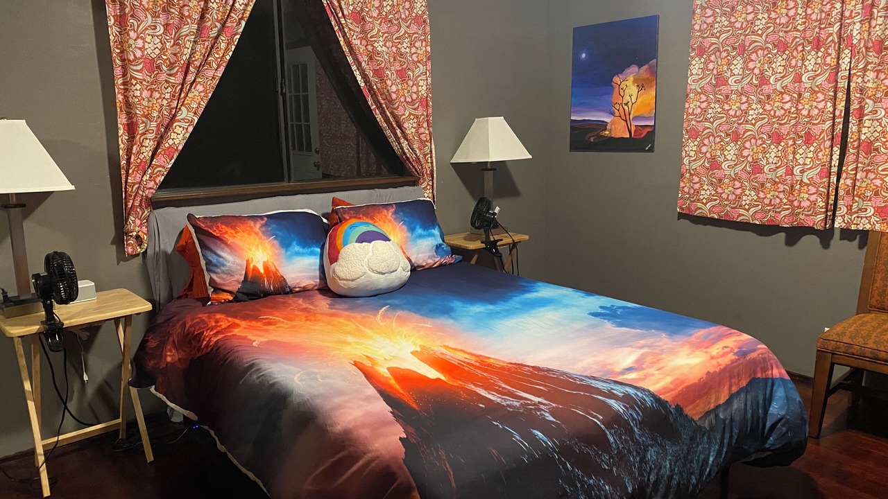 Photo of Bedroom in Leilani Estates