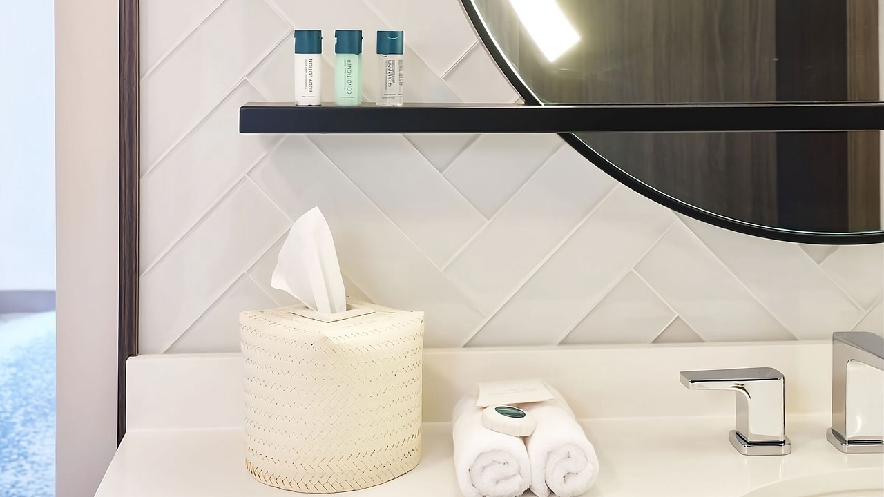Photo of Bathroom in Waikiki