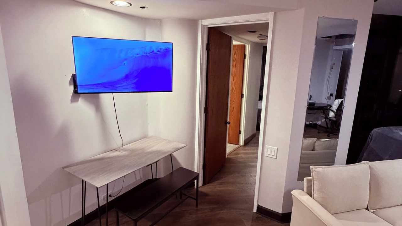 Photo of Livingroom in Downtown Honolulu