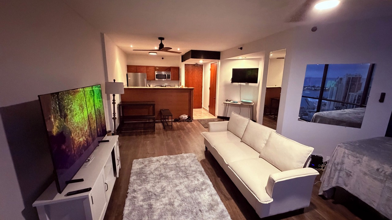 Photo of Livingroom in Downtown Honolulu