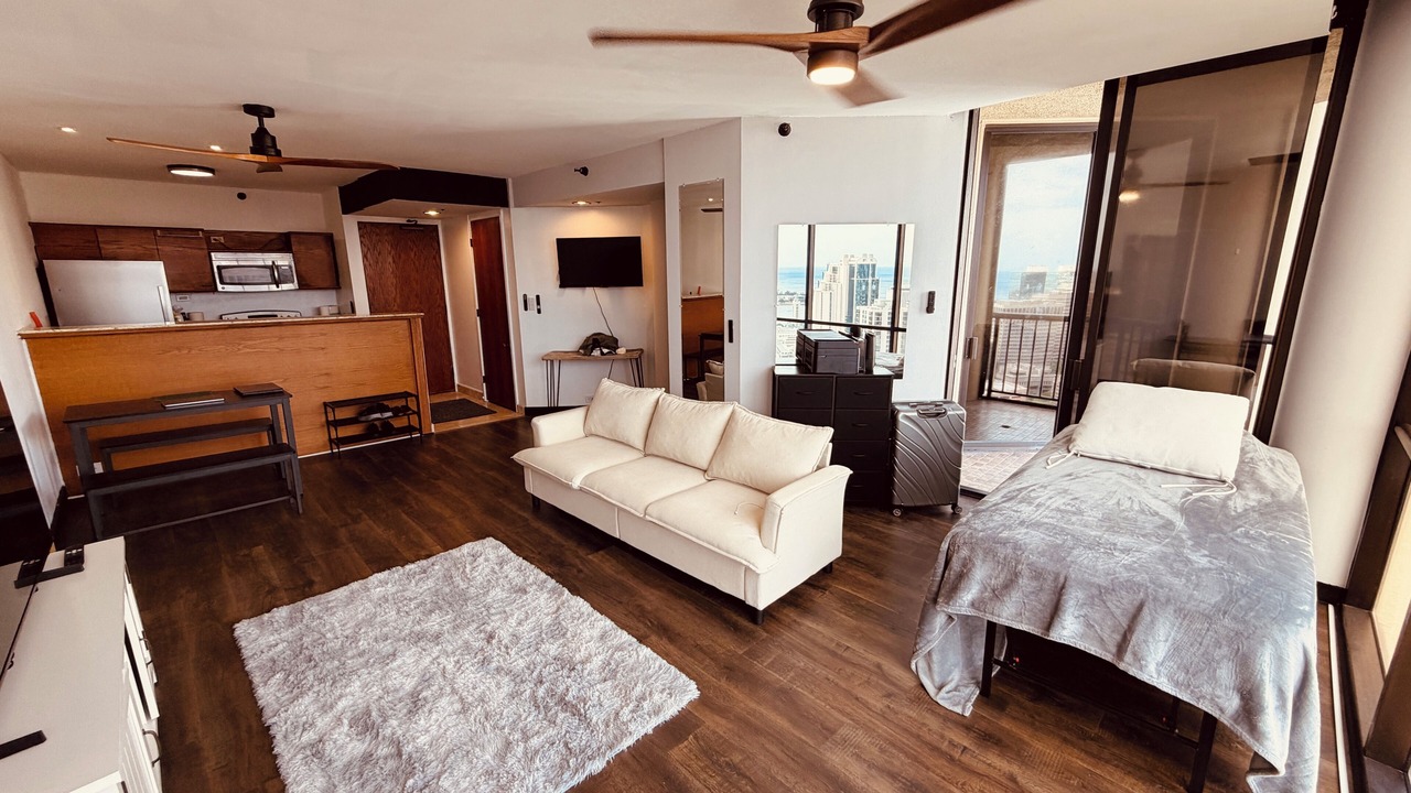 Photo of Bedroom in Downtown Honolulu