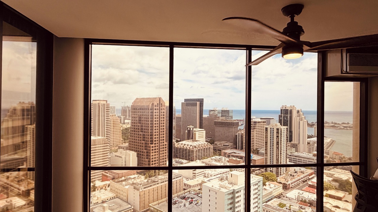 Photo of Others in Downtown Honolulu