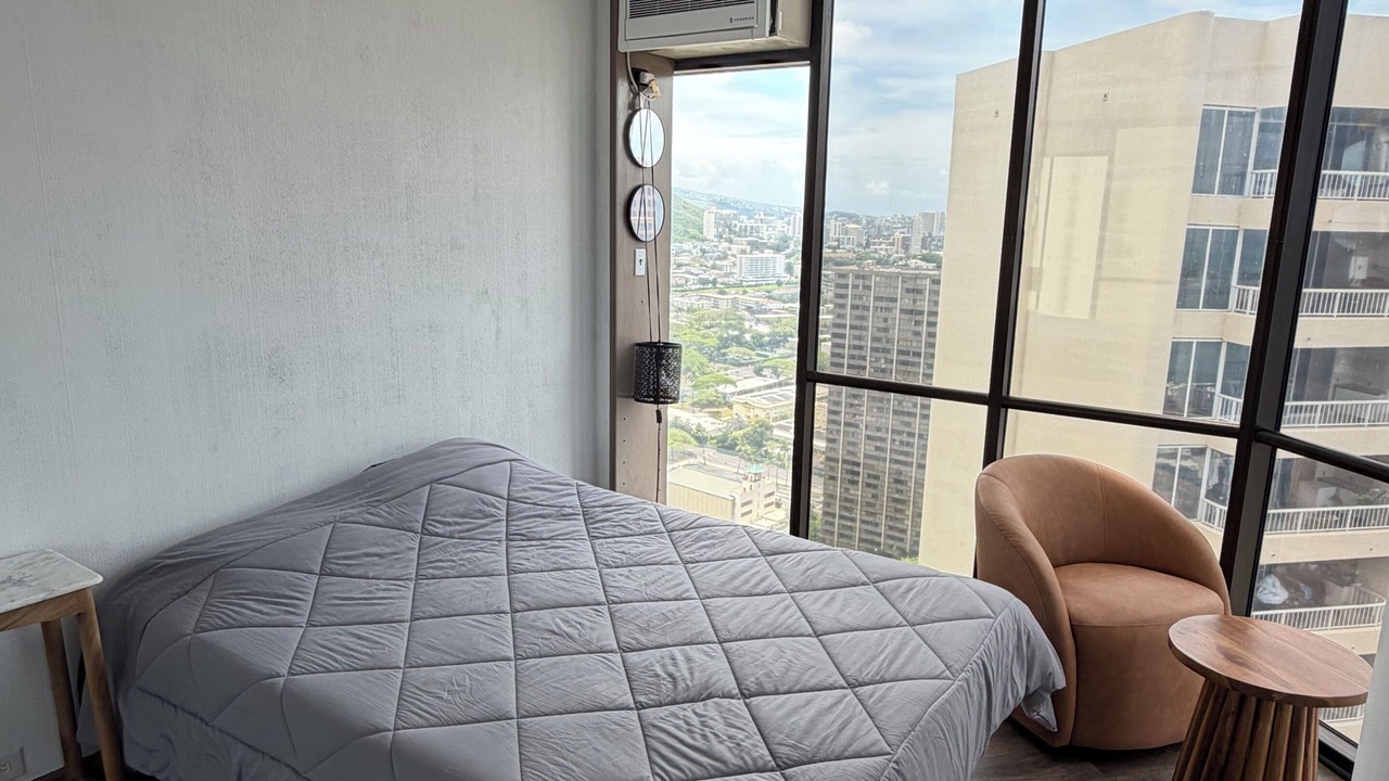 Photo of Bedroom in Downtown Honolulu