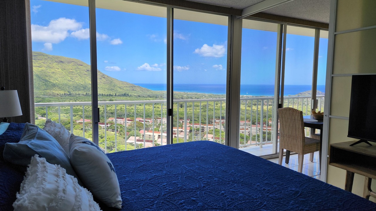 Photo of Bedroom in Makaha