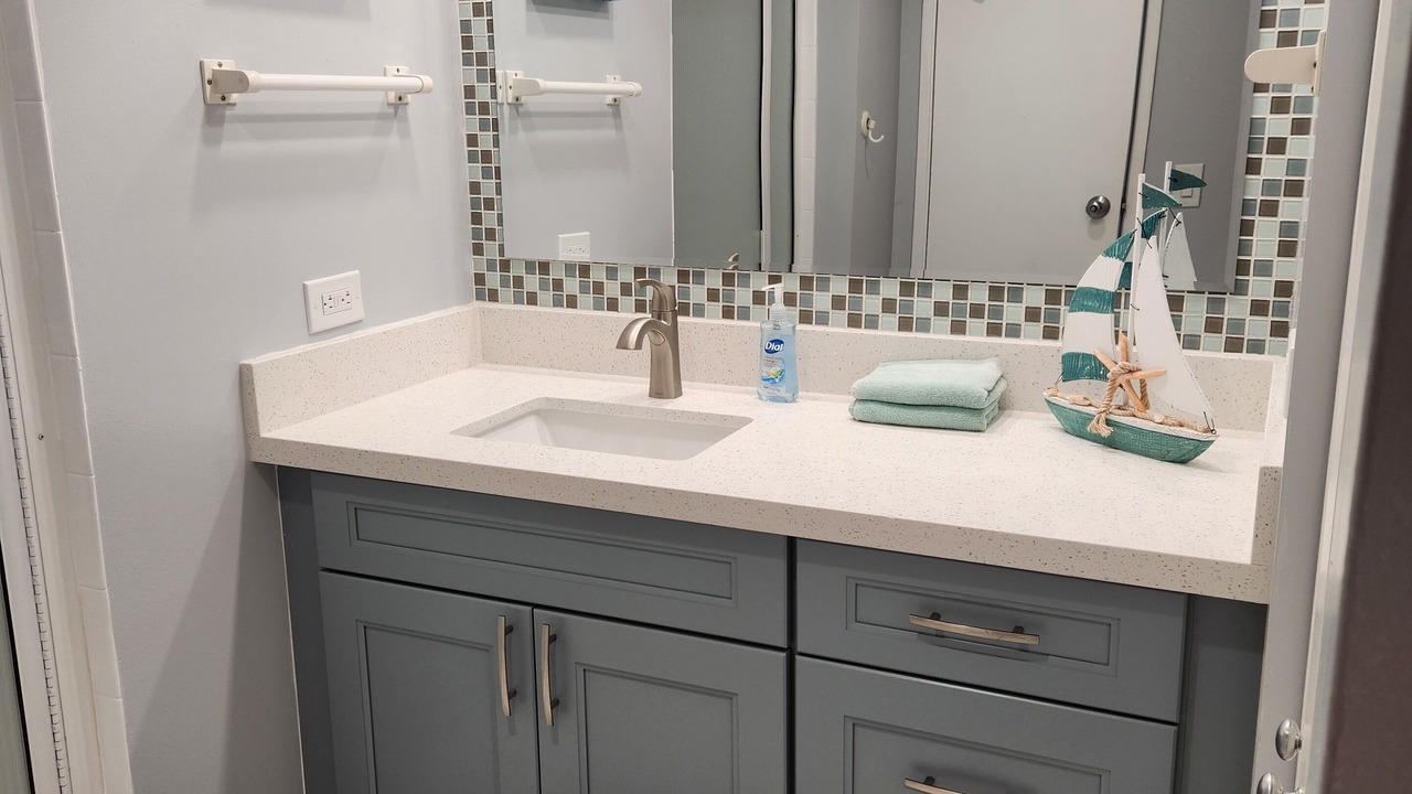 Photo of Bathroom in Makaha