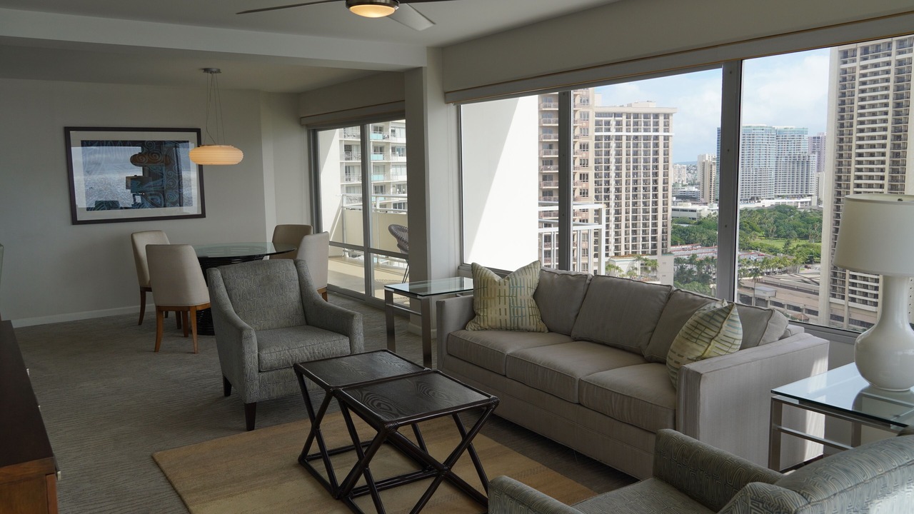 Photo of Livingroom in Waikiki