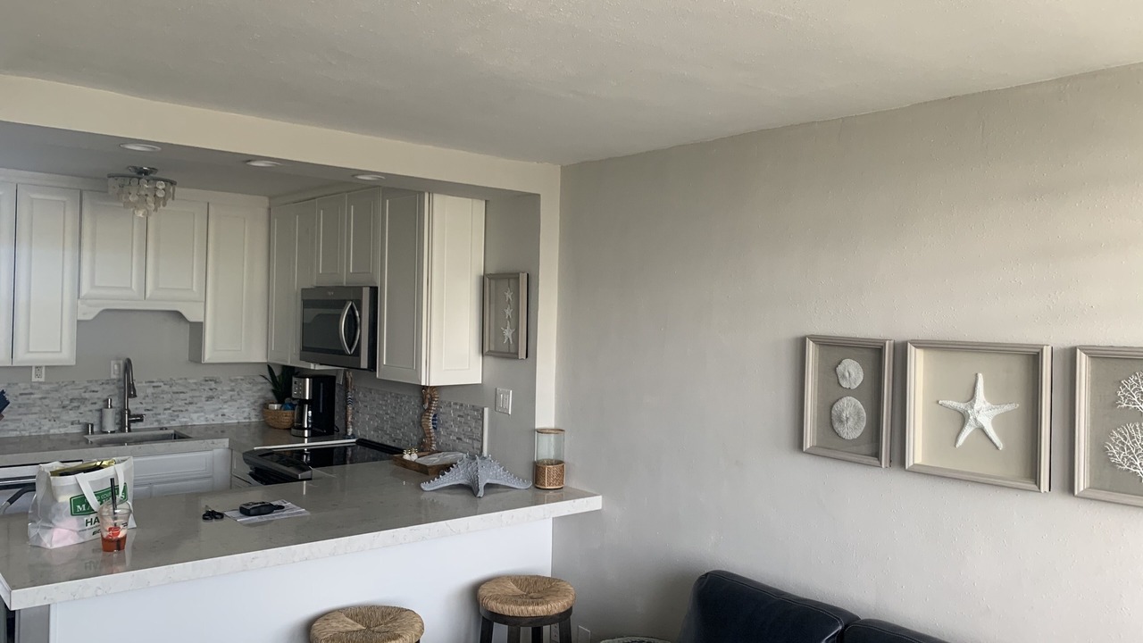 Photo of Kitchen in Makaha