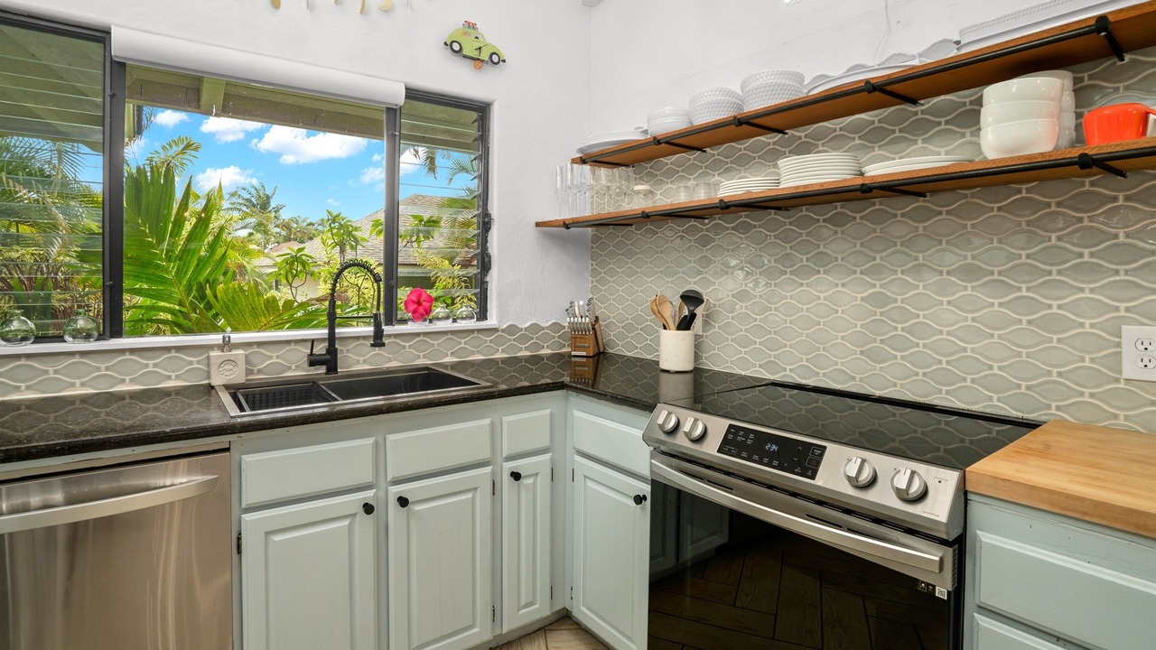 Photo of Kitchen in Princeville