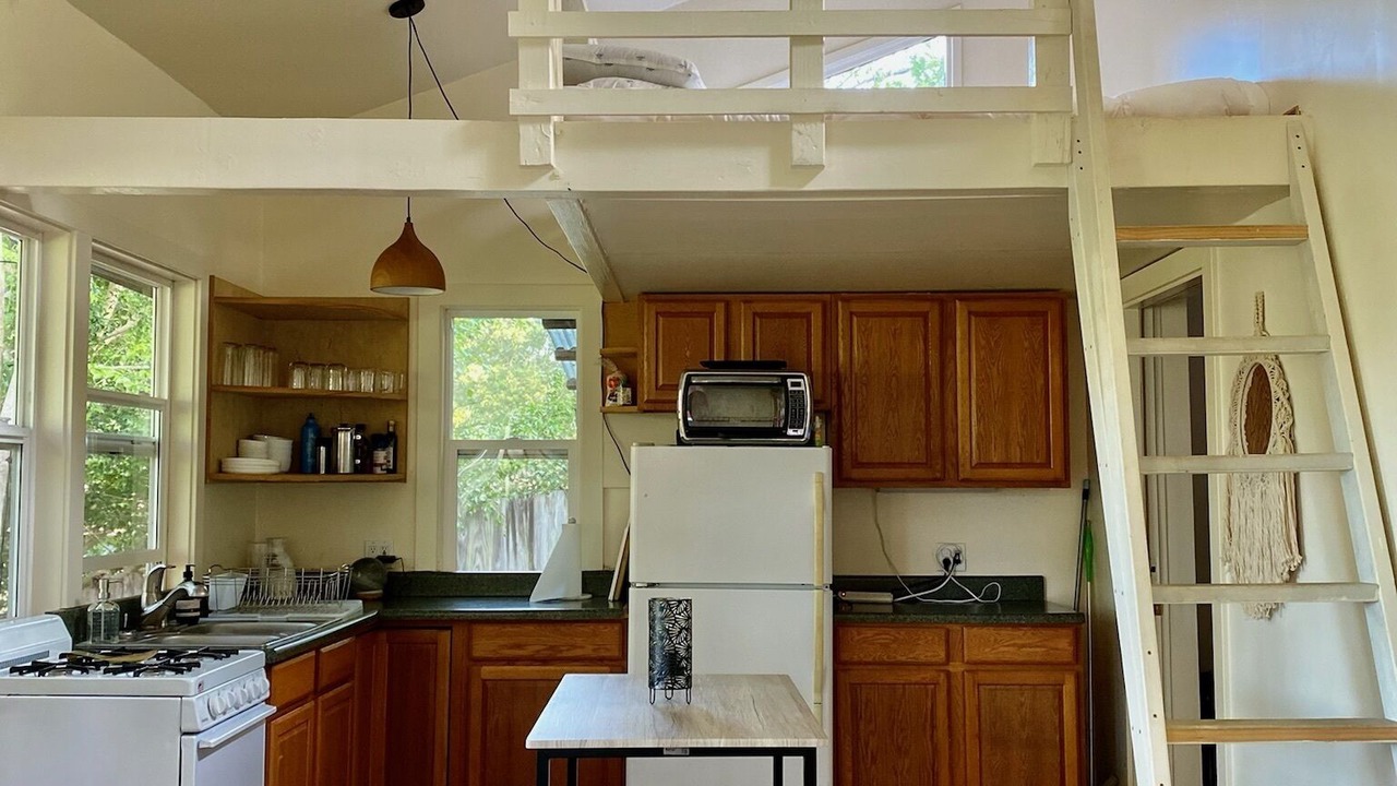 Photo of Kitchen in Makawao