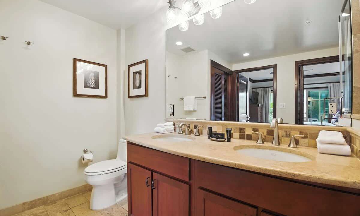Photo of Bathroom in Wailua