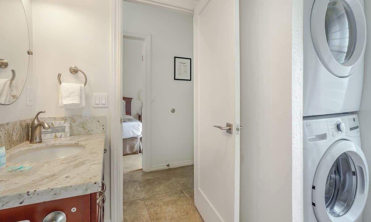 Photo of Bathroom in Wailua